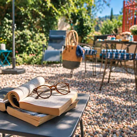 De Charme Avec - Jacuzzi, Terrasse Et Vue Sur L'aude Appartement