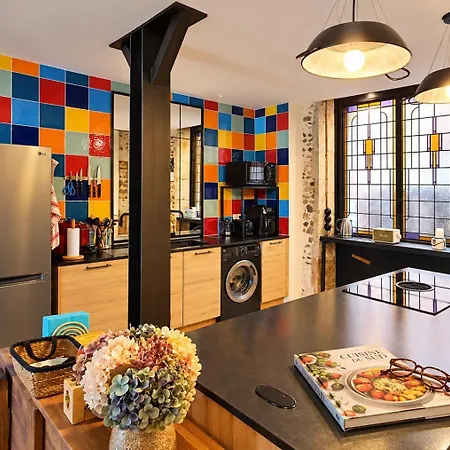 De Charme Avec - Jacuzzi, Terrasse Et Vue Sur L'aude Appartement