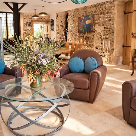 Appartement De Charme Avec - Jacuzzi, Terrasse Et Vue Sur L'aude