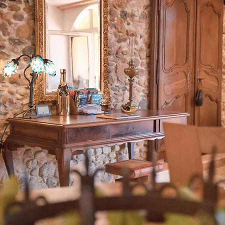 Appartement De Charme Avec - Jacuzzi, Terrasse Et Vue Sur L'aude Limoux